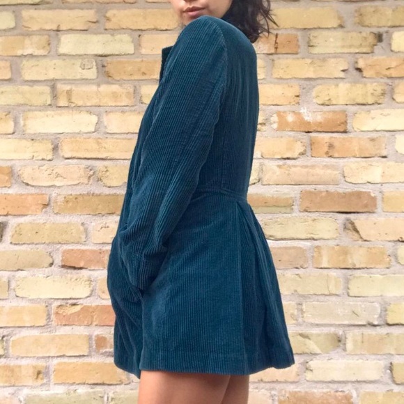 🐈‍⬛ vampy corduroy blazer w velvet and pleated details - Picture 3 of 3